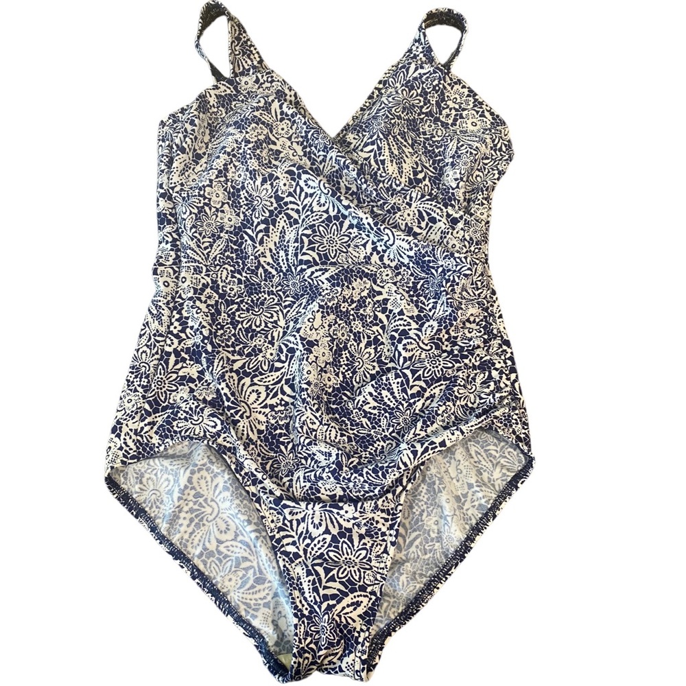 Miraclesuit white light blue floral print one piece slimming swimsuit 12